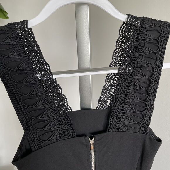 Lulu's Black Crotchet Trim bodycon Cocktail Dress Size XS - Picture 8 of 12